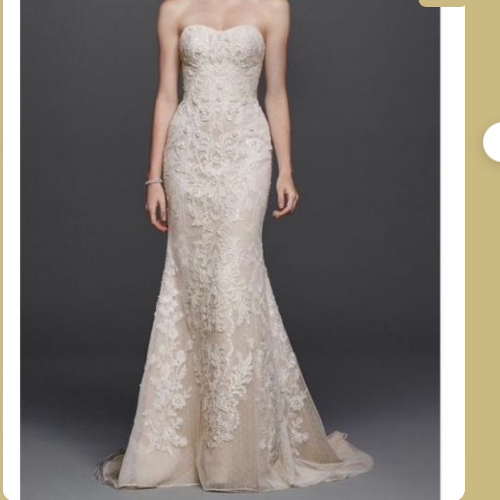 OLEG CASSINI STRAPLESS LACE SHEATH/ CWG738- size 4